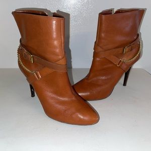 Lauren Ralph Lauren Ankle Boot with chain